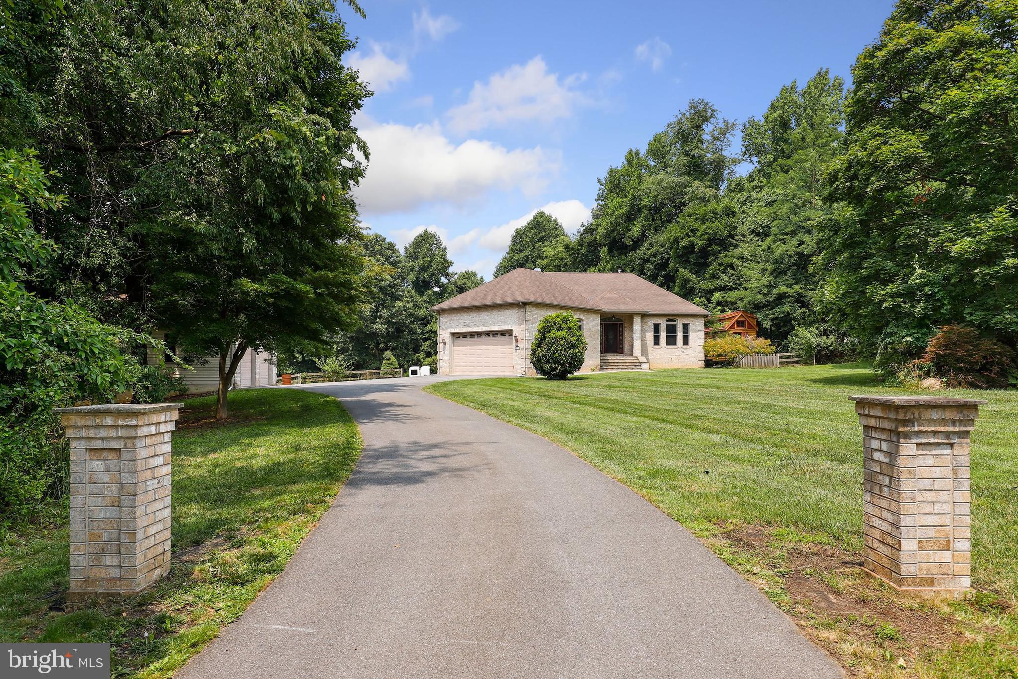 1930 Long Corner Road Mount Airy, MD 21771 - Photo 3 of 47