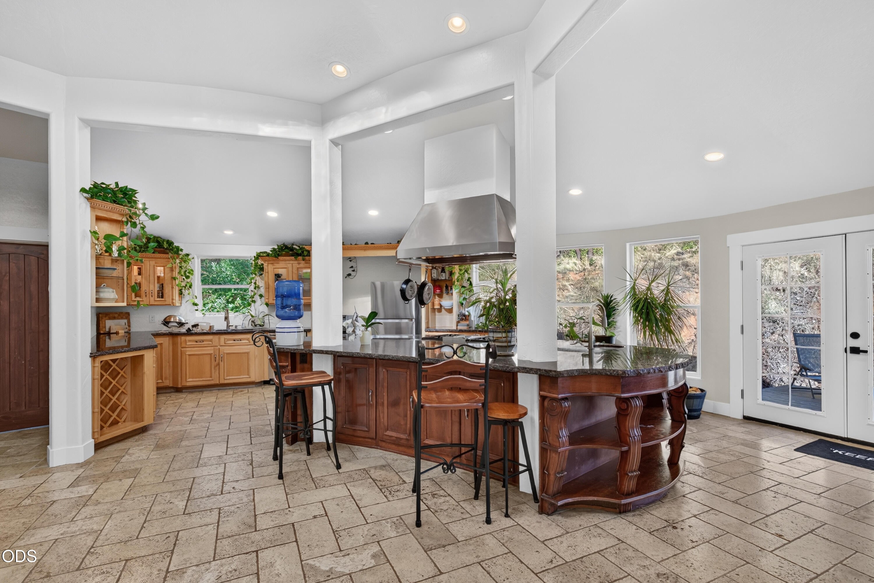 1650 Neil Creek Road Ashland, OR 97520 - Photo 7 of 71 Gallery Image 7