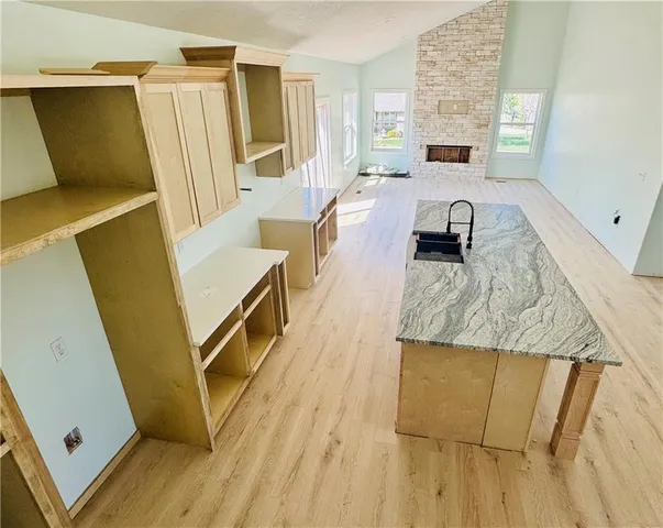 $640,000 | 800 Cedrus Lane, Blue Springs, MO 64014