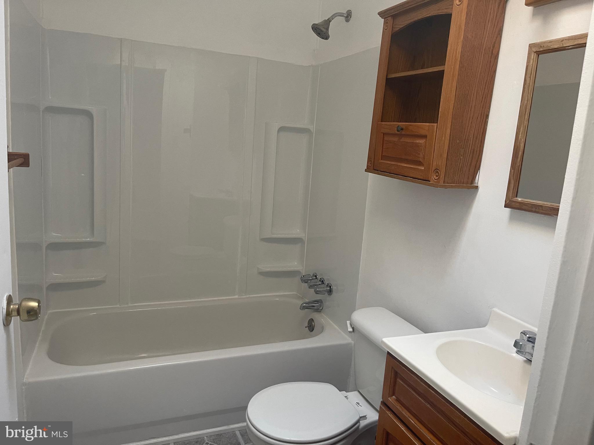 3103 Bero Road Halethorpe, MD 21227 - Photo 5 of 13