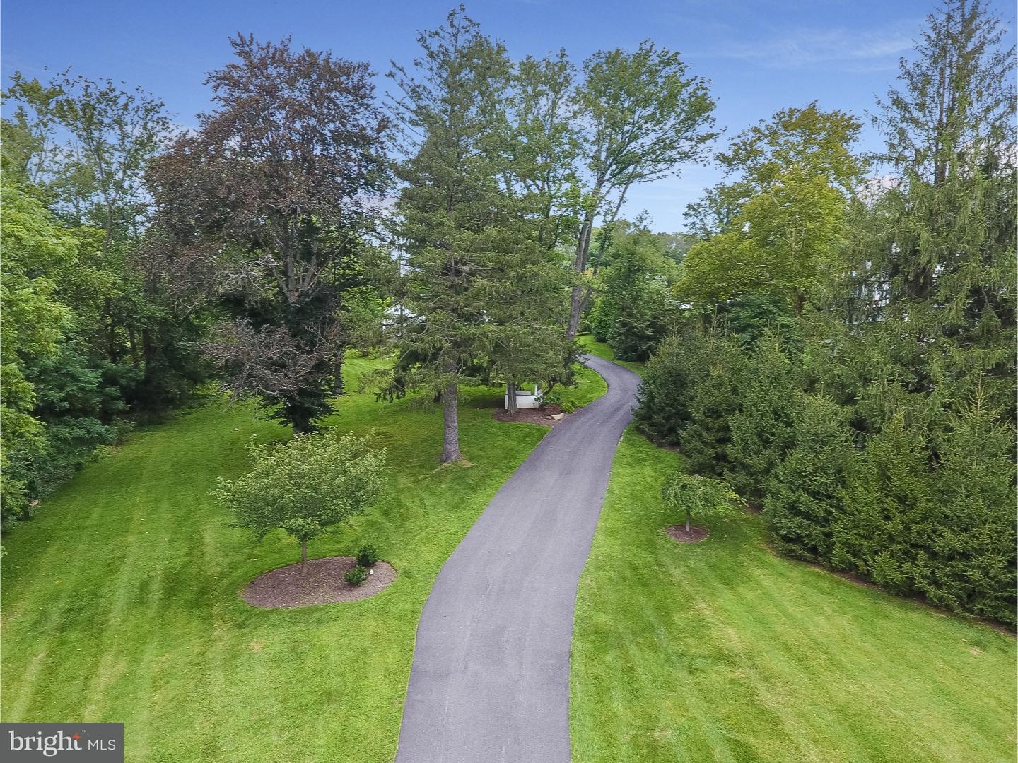 1105-01 Hagues Mill Road Ambler, PA 19002 - Photo 19 of 20 Driveway
