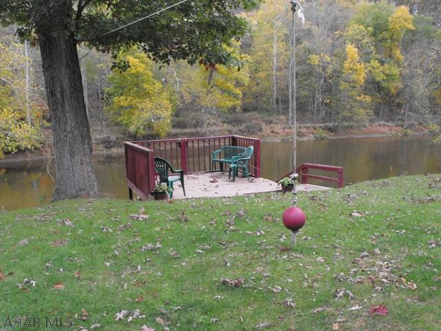 270 Cypher Beach Road Hopewell, PA 16650 - Photo 5 of 25 Gallery Image 5