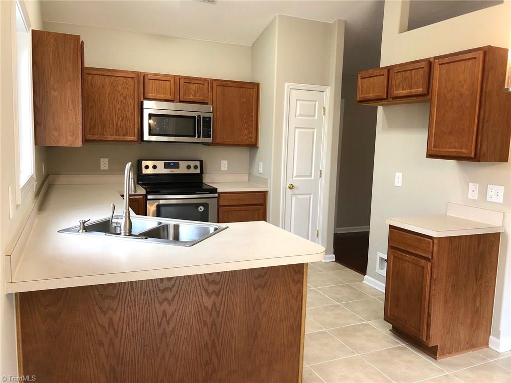 6080 Wade Court Rural Hall, NC 27045 - Photo 5 of 15 Gallery Image 5