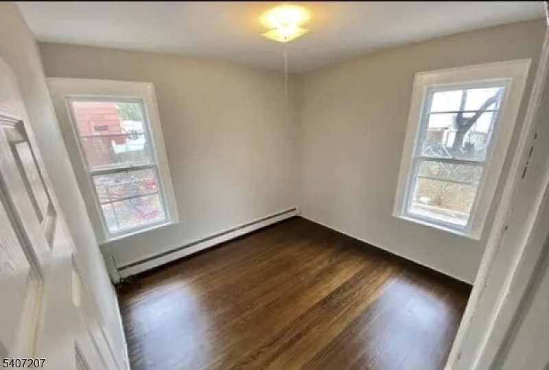 9 Harrison Place Clifton, NJ 07011 - Photo 4 of 6