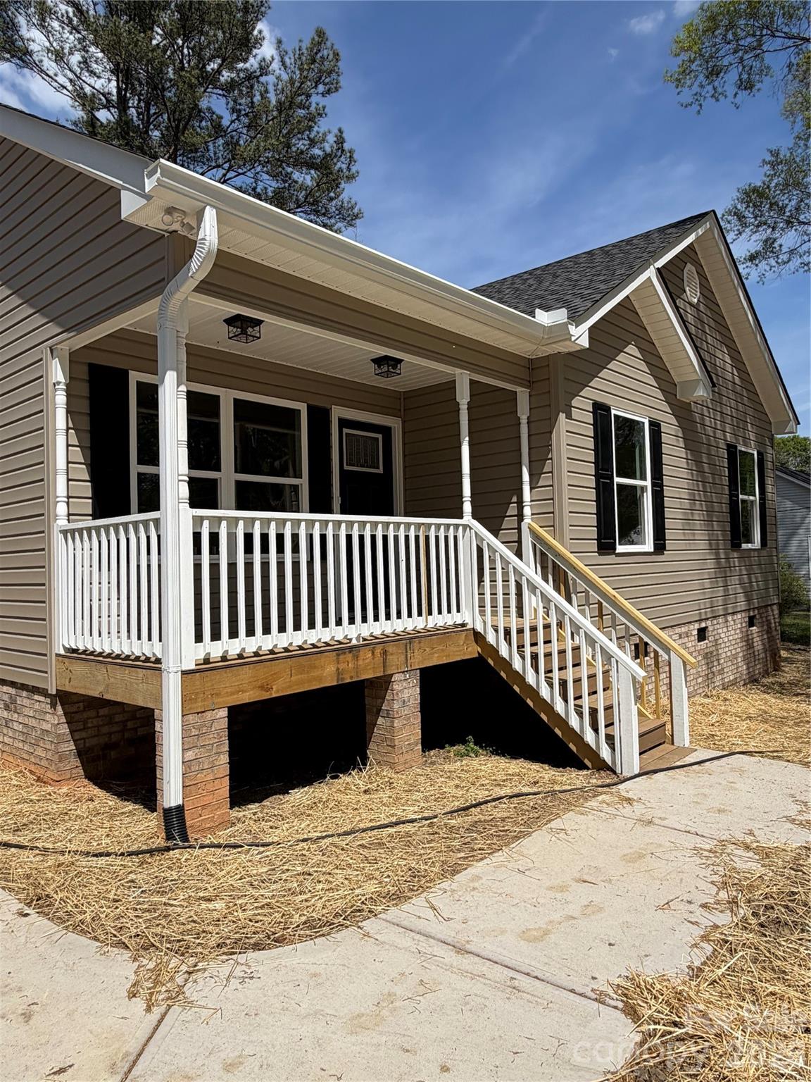 657 Still Street Chester, SC 29706 - Photo 2 of 13
