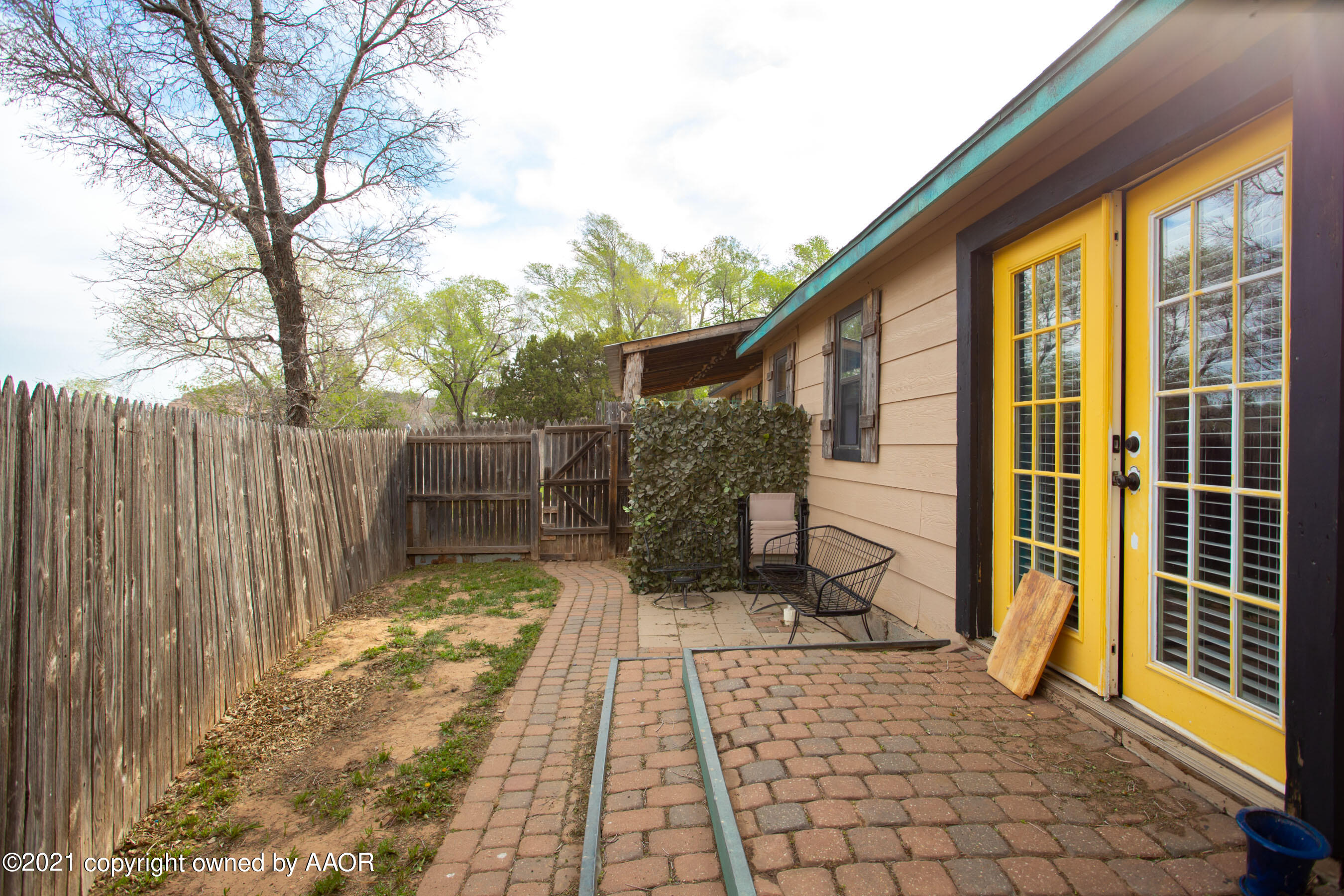 235 Cliffside Drive Amarillo, TX 79118 - Photo 27 of 39 a view of a pathway with a backyard
