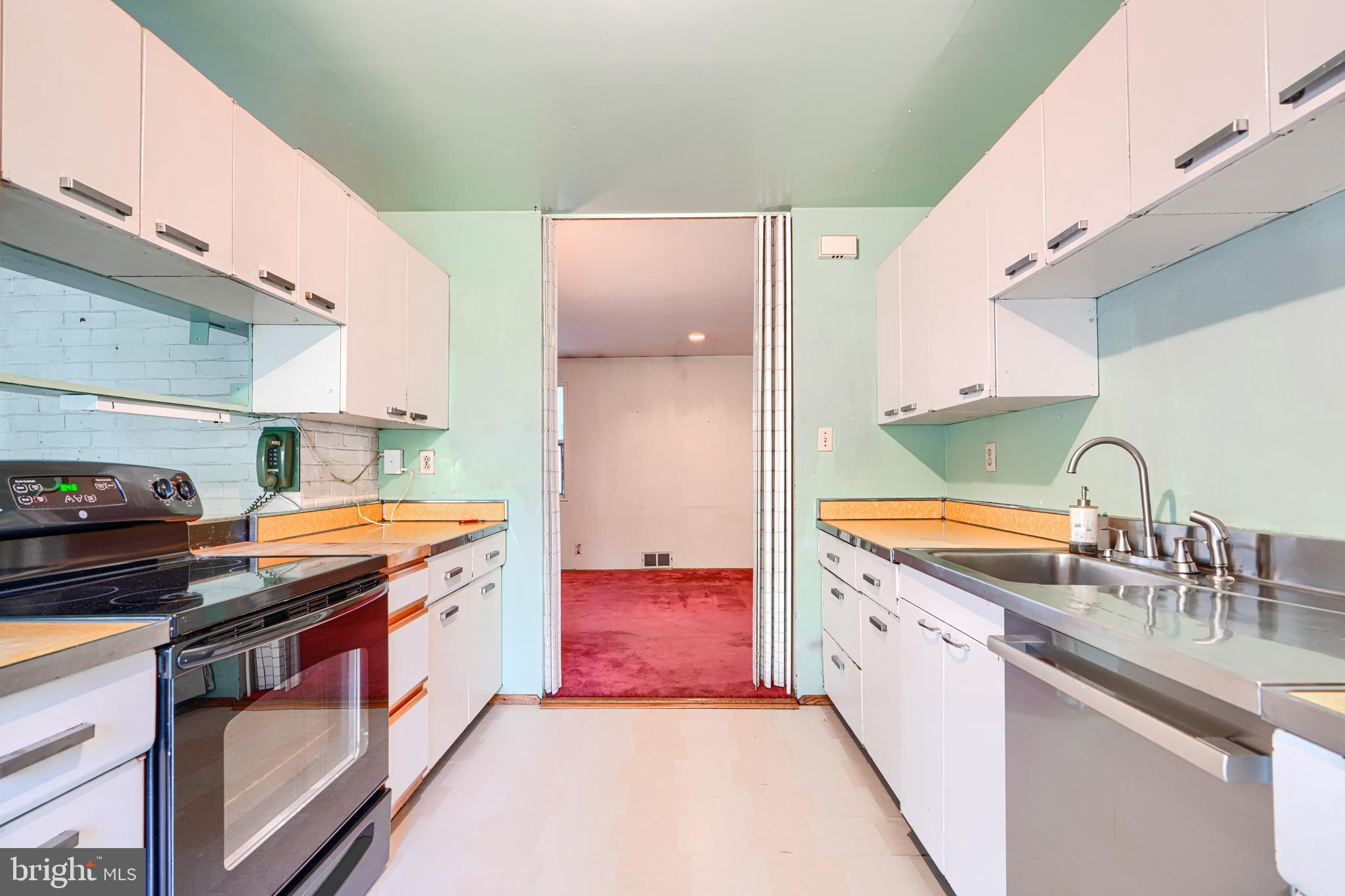 6015 Lakeview Road Baltimore, MD 21210 - Photo 16 of 63 Gallery Image 16