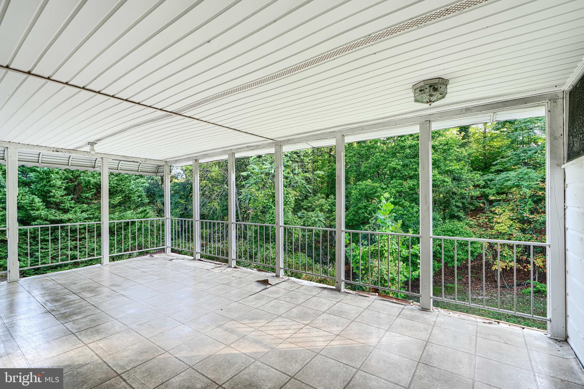 6015 Lakeview Road Baltimore, MD 21210 - Photo 20 of 63 Gallery Image 20