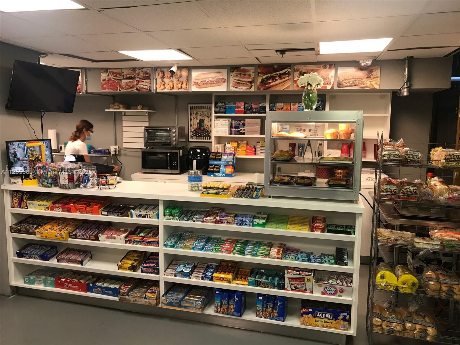 100 Lincoln Road, Unit 1228 Miami Beach, FL 33139 - Photo 41 of 70