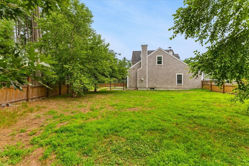 22 Red Pine Lane Wareham, MA 02571 - Photo 4 of 40