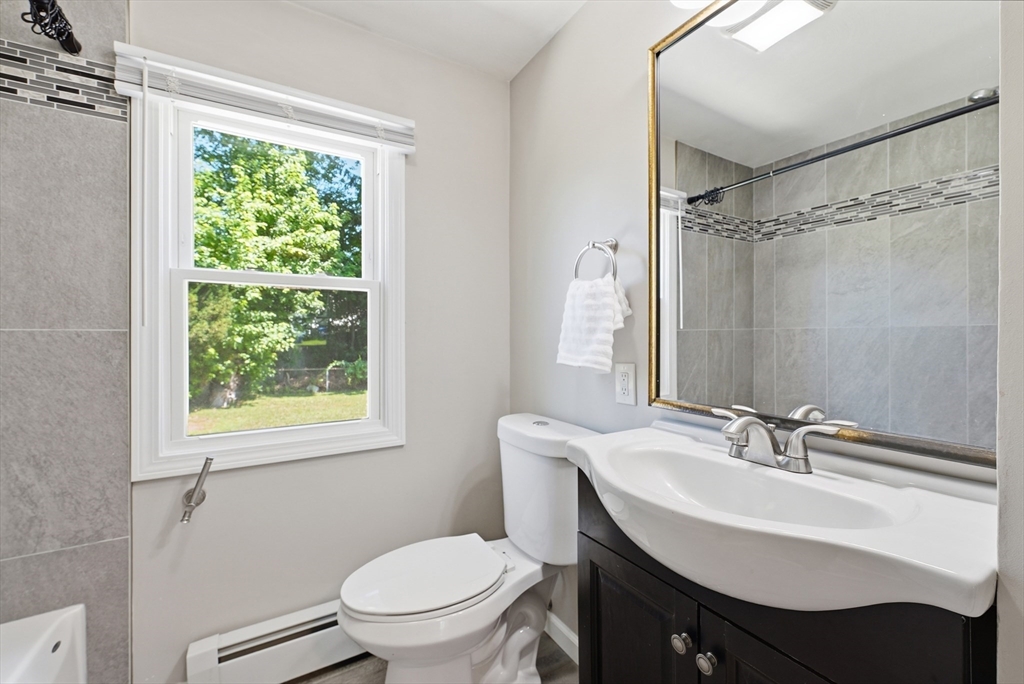 109 Bretton Road Springfield, MA 01119 - Photo 18 of 42