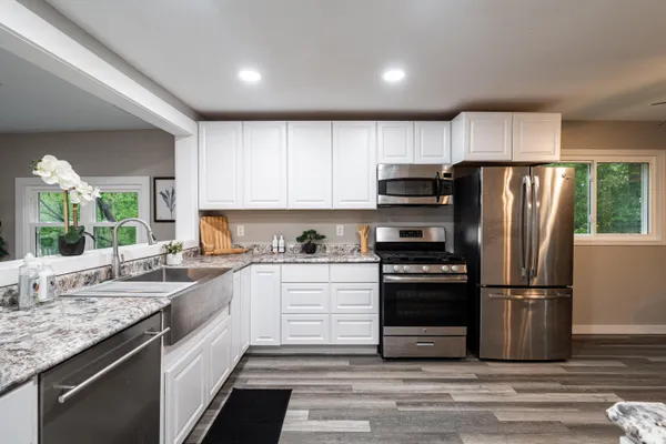 $369,900 | 2856 County Rd O South, Delavan, WI 53115