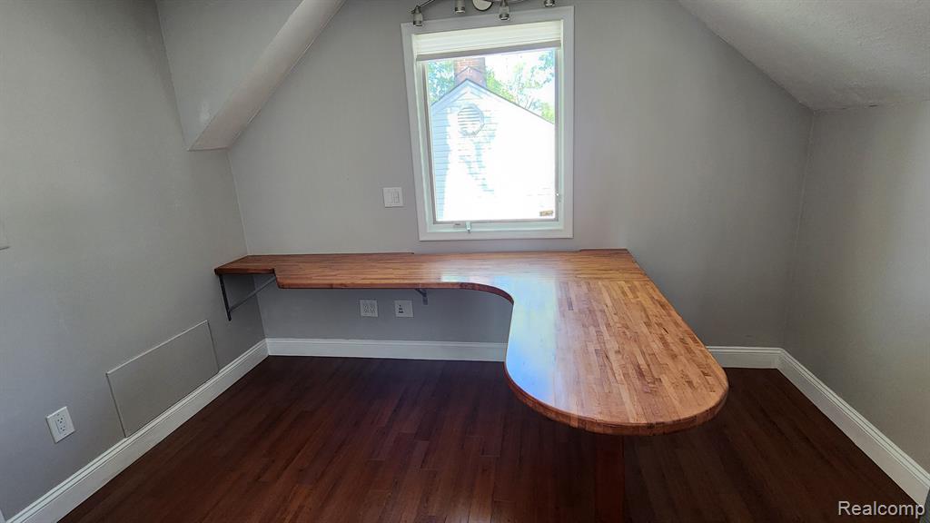 3333 Normandy Road Royal Oak, MI 48073 - Photo 14 of 21
