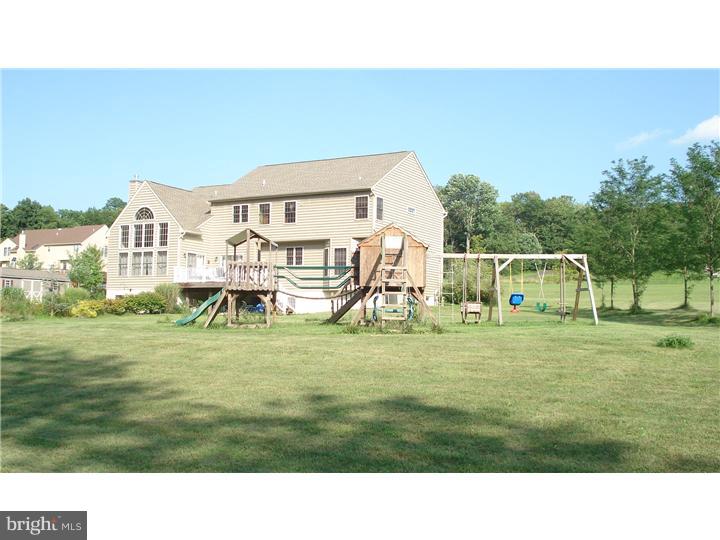 2044 Three Mile Run Road Perkasie, PA 18944 - Photo 18 of 21