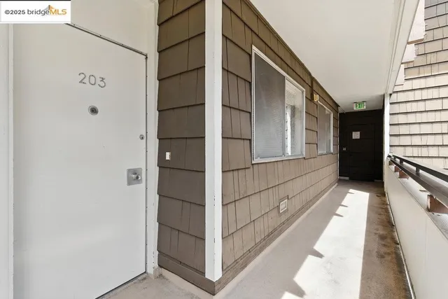 $688,000 | 2601 College Avenue, Unit 203, Berkeley, CA 94704
