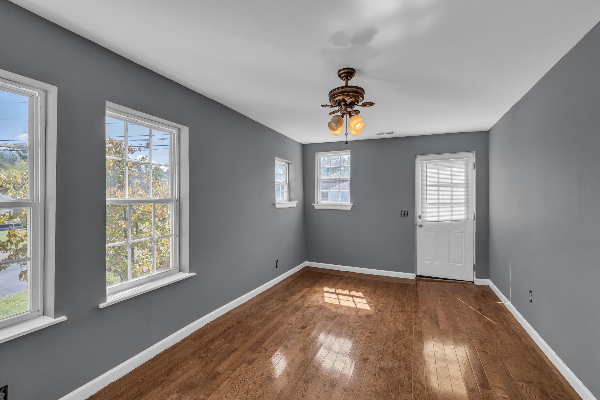 1906 McBrien Road Chattanooga, TN 37412 - Photo 18 of 31 Third Room