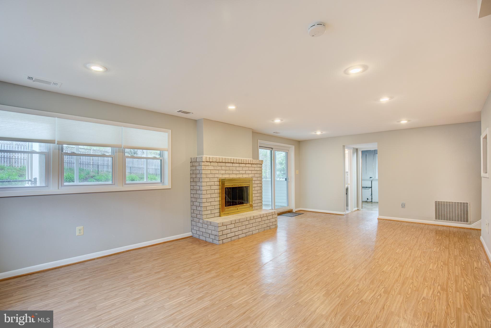 4510 Dresden Road Baltimore, MD 21208 - Photo 17 of 32 Lower Level Family Room w/Fireplace