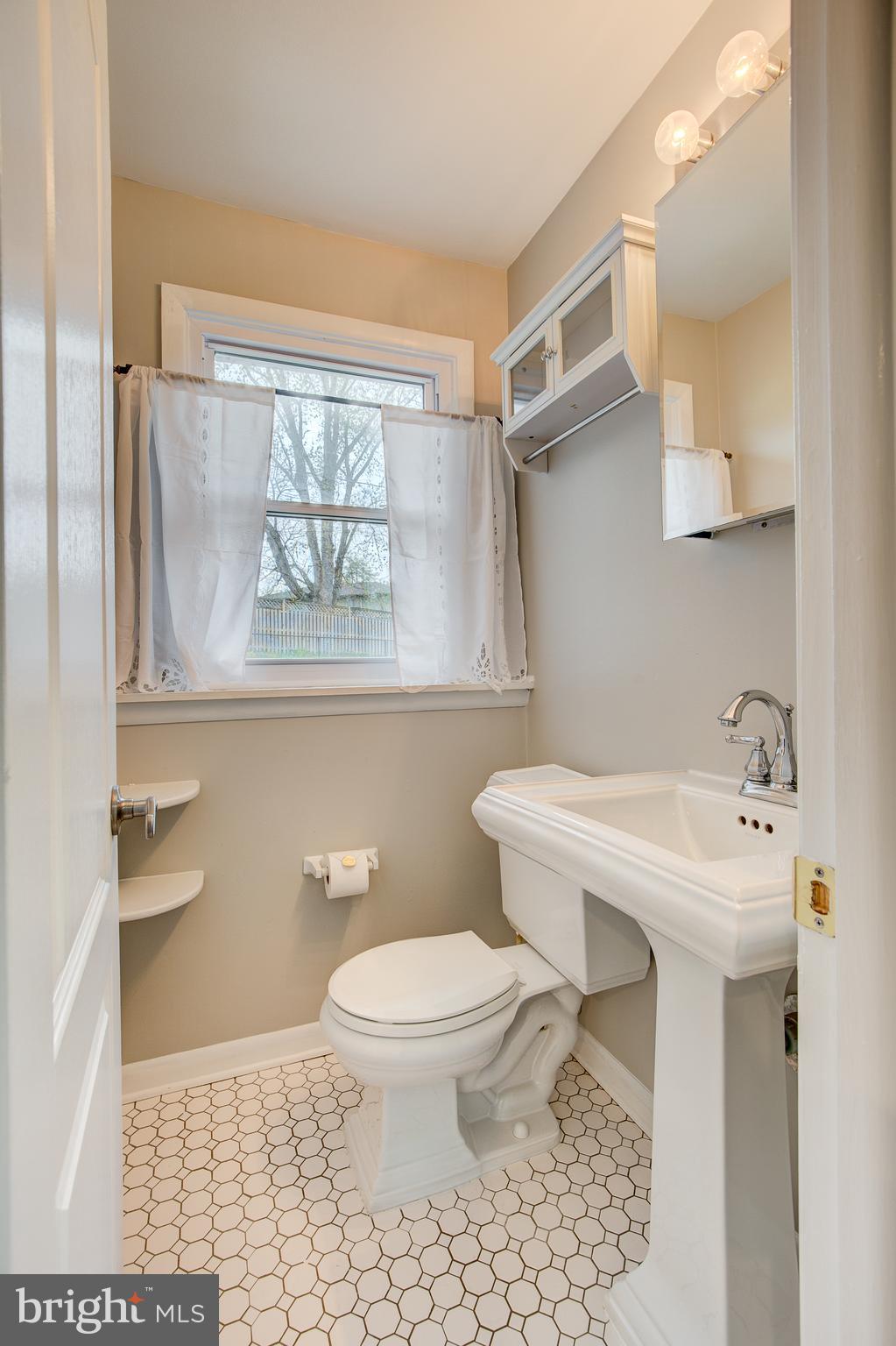 4510 Dresden Road Baltimore, MD 21208 - Photo 28 of 32 Lower Level 1/2 Bath