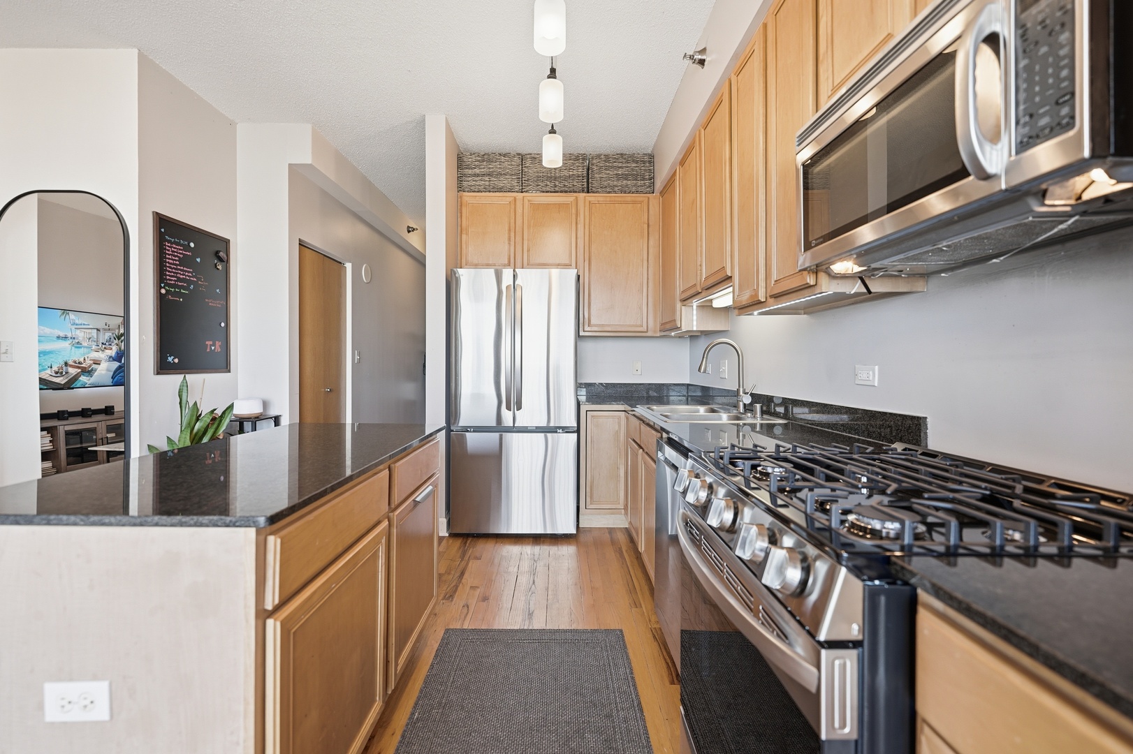 41 East 8th Street, Unit 2905 Chicago, IL 60605 - Photo 8 of 26