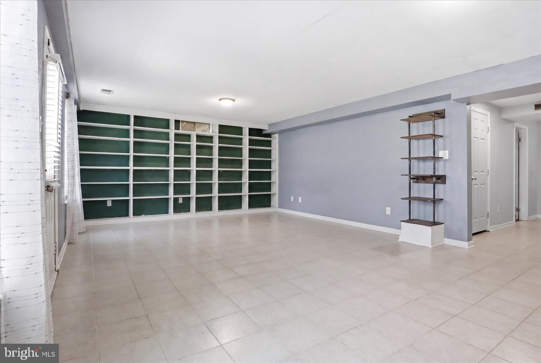 18507 Amidon Avenue Triangle, VA 22172 - Photo 19 of 42