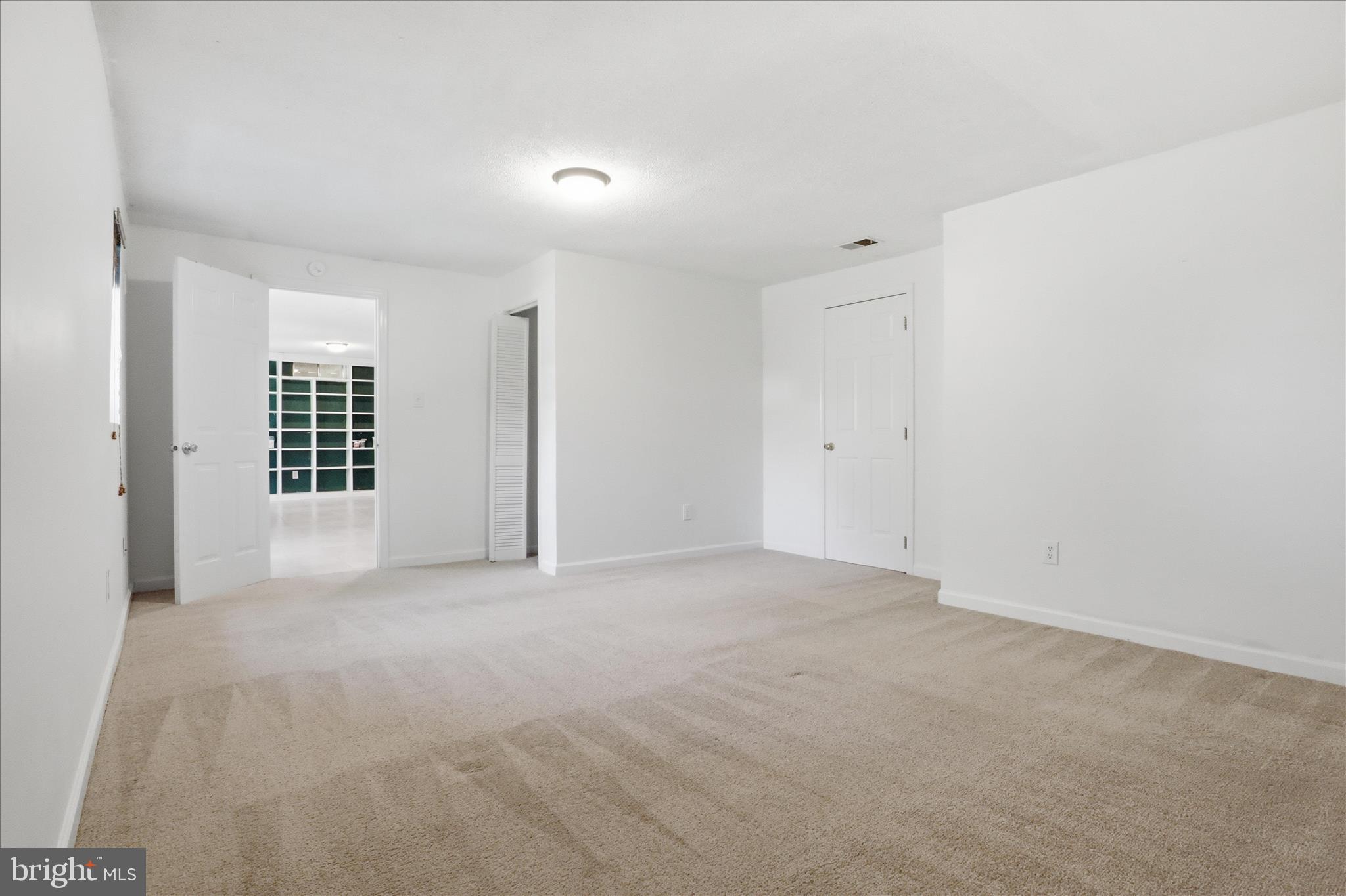 18507 Amidon Avenue Triangle, VA 22172 - Photo 23 of 42