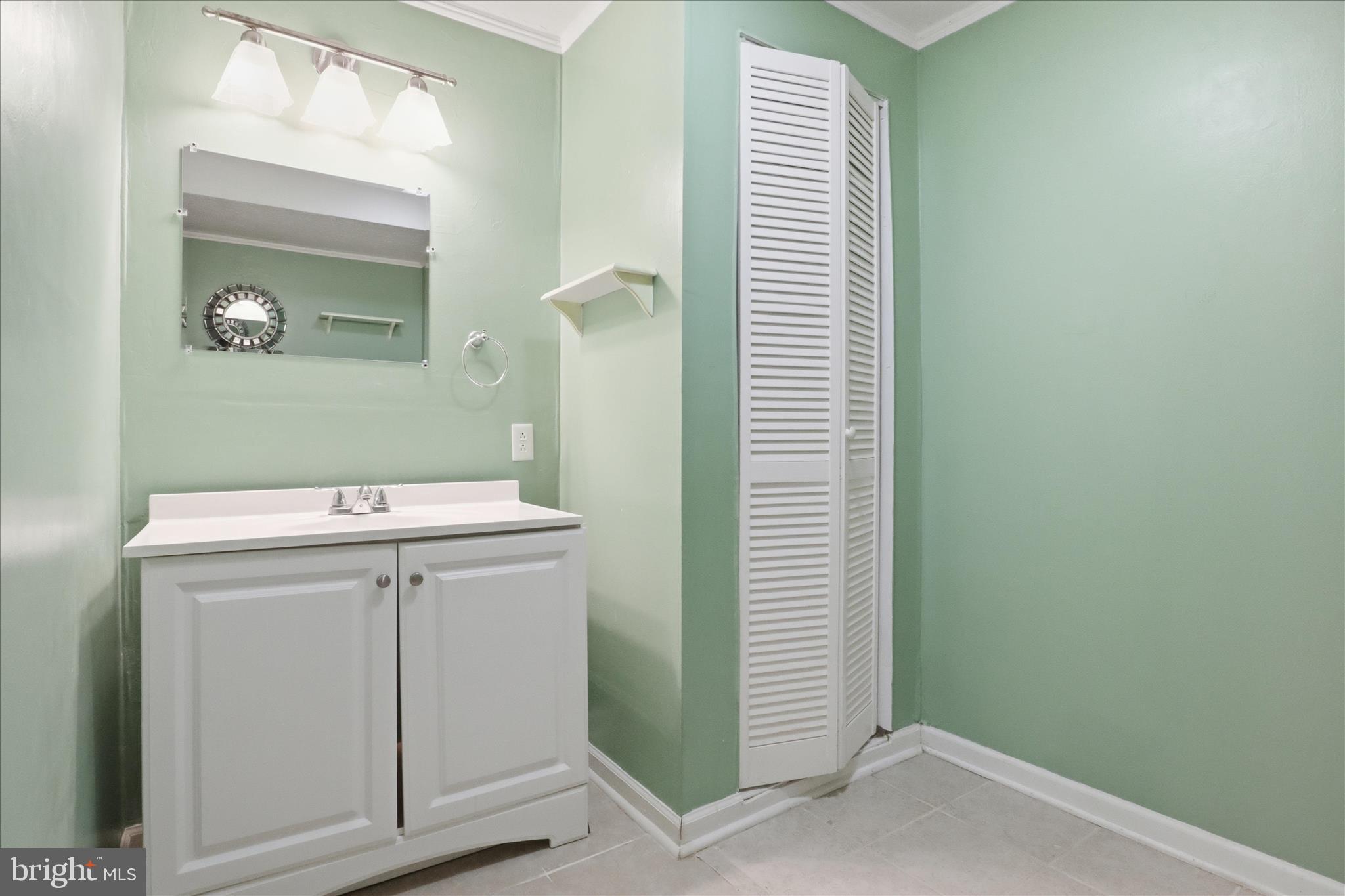 18507 Amidon Avenue Triangle, VA 22172 - Photo 29 of 42