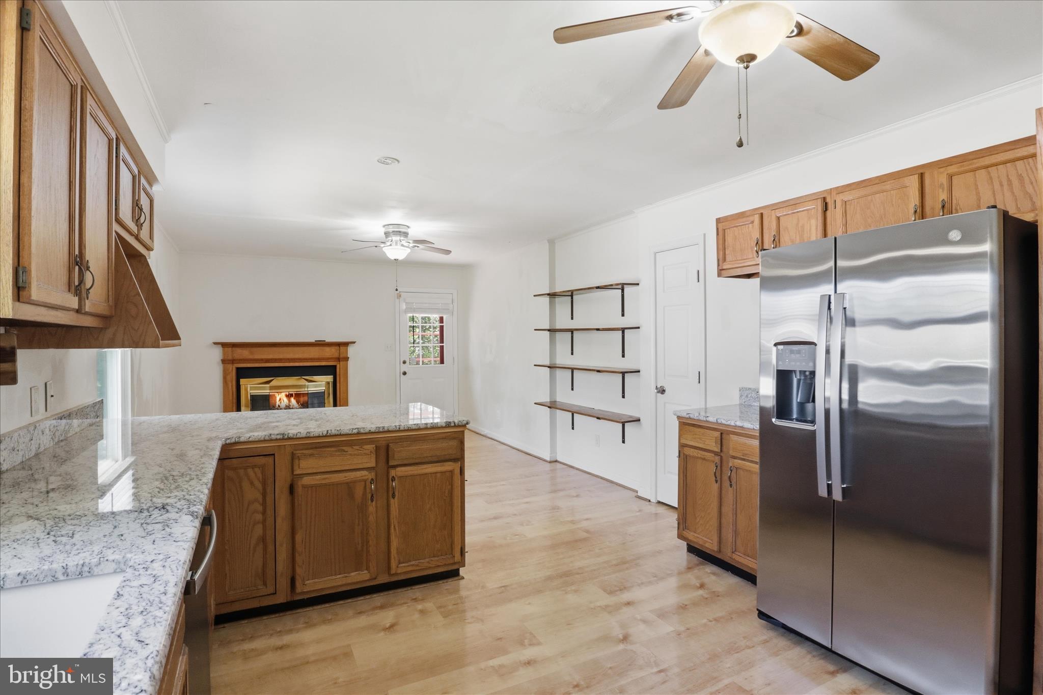 18507 Amidon Avenue Triangle, VA 22172 - Photo 8 of 42
