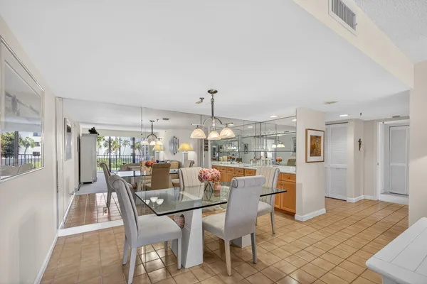 $650,000 | 1300 Jimmy Buffett Mem Highway, Unit 119, Jupiter, FL 33477