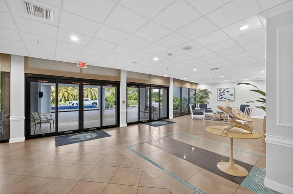 $650,000 | 1300 Jimmy Buffett Mem Highway, Unit 119, Jupiter, FL 33477