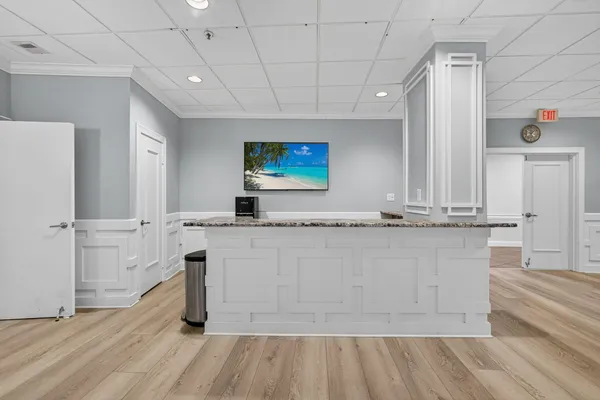 $650,000 | 1300 Jimmy Buffett Mem Highway, Unit 119, Jupiter, FL 33477
