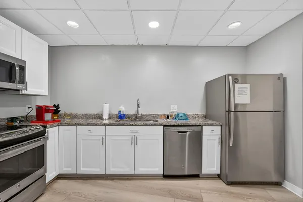 $650,000 | 1300 Jimmy Buffett Mem Highway, Unit 119, Jupiter, FL 33477