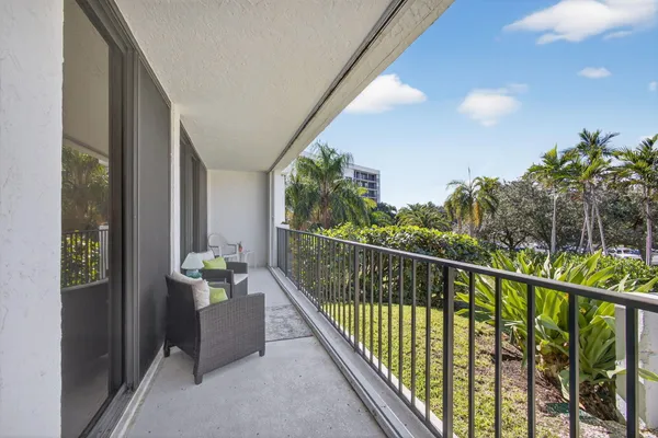 $650,000 | 1300 Jimmy Buffett Mem Highway, Unit 119, Jupiter, FL 33477