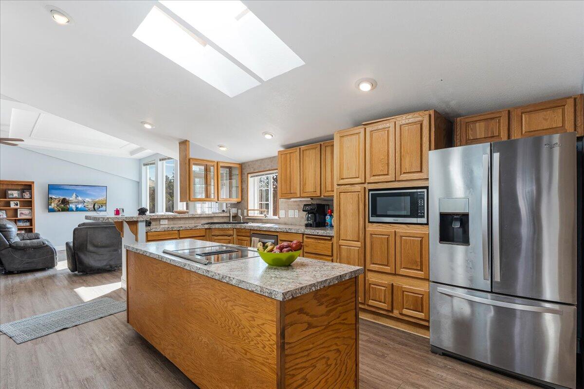 16963 Southwest Bullhead Road Terrebonne, OR 97760 - Photo 12 of 26 Kitchen
