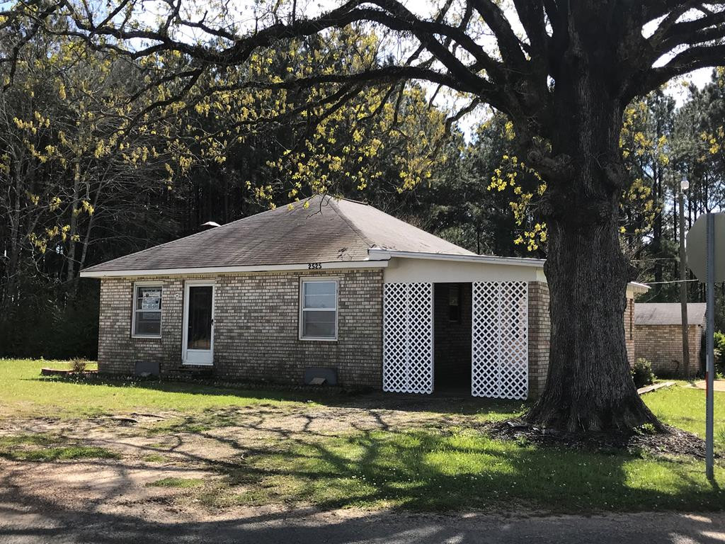 2525 Bogue Chitto Road Southwest Smithdale, MS 39664 - Photo 1 of 1 Main View