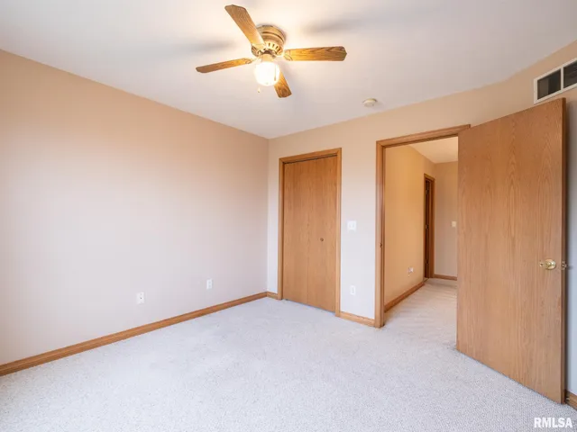 $325,000 | 2215 County Road 600 North, Secor, IL 61771