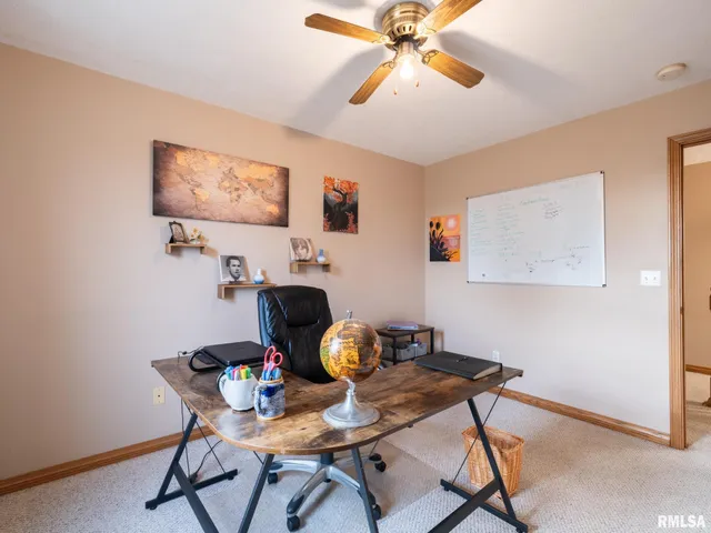 $325,000 | 2215 County Road 600 North, Secor, IL 61771