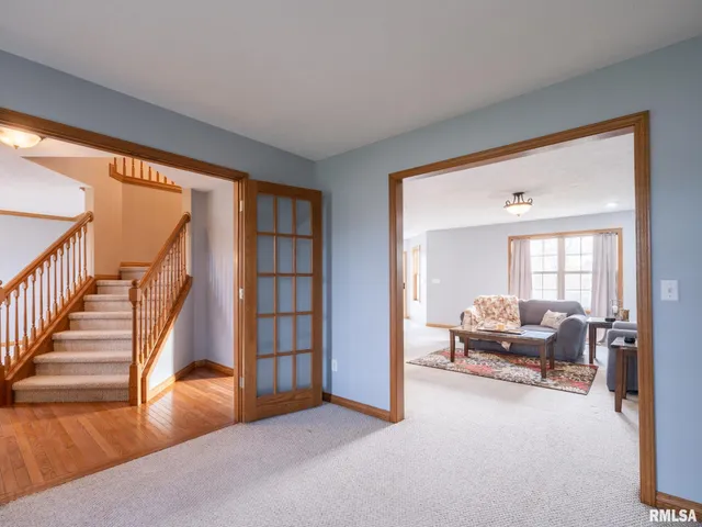 $325,000 | 2215 County Road 600 North, Secor, IL 61771