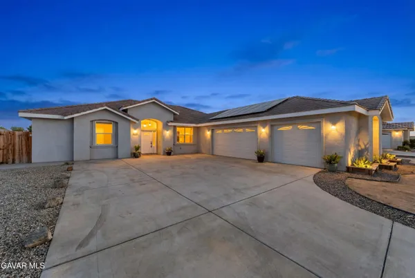 $419,900 | 21921 Calhoun Drive, California City, CA 93505