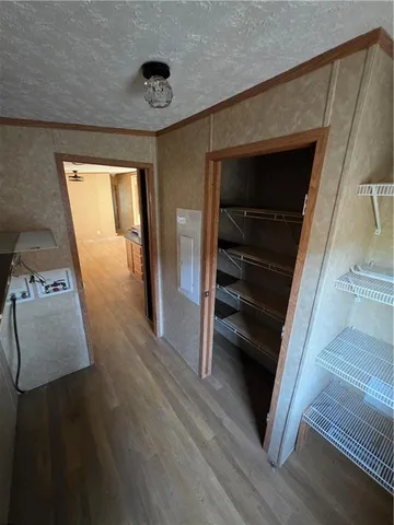 $435,000 | 8215 Schell Road, Pleasant Valley, MO 64068