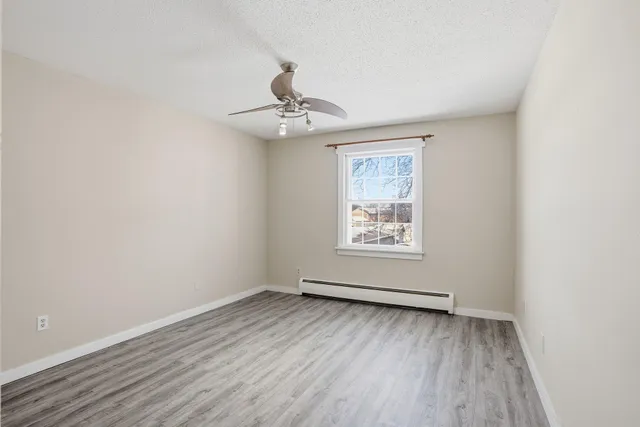 $149,000 | 810 Old Settlers Trail, Unit 5, Hopkins, MN 55343