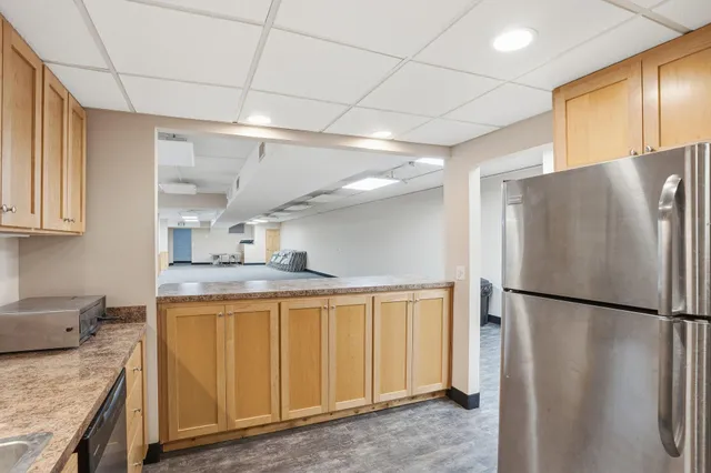 $149,000 | 810 Old Settlers Trail, Unit 5, Hopkins, MN 55343