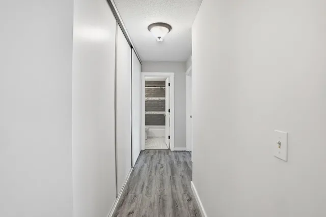 $149,000 | 810 Old Settlers Trail, Unit 5, Hopkins, MN 55343