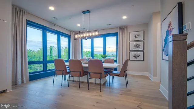 $1,148,060 | 14916 Dispatch Street, Unit 15, Rockville, MD 20850