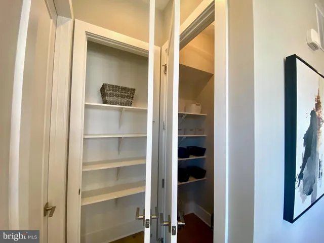 $1,148,060 | 14916 Dispatch Street, Unit 15, Rockville, MD 20850