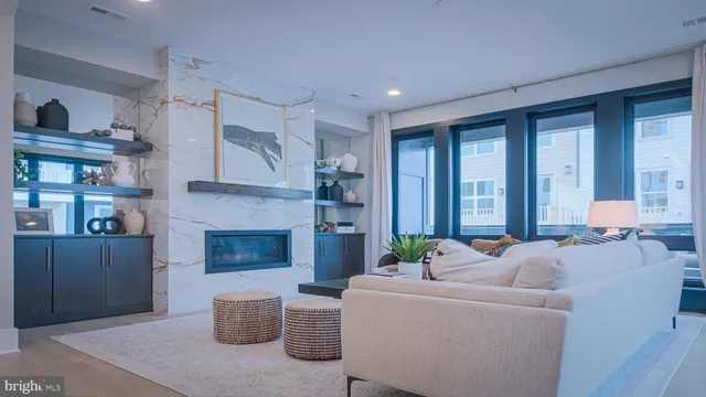 $1,148,060 | 14916 Dispatch Street, Unit 15, Rockville, MD 20850