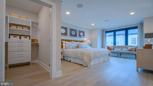 $1,148,060 | 14916 Dispatch Street, Unit 15, Rockville, MD 20850