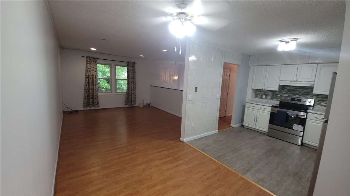3554 North Dove Drive Decatur, IL 62526 - Photo 7 of 20