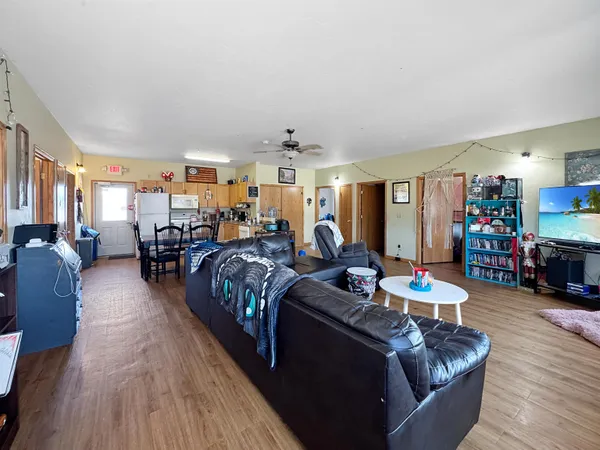 $425,000 | W7840 Airport Road, Crivitz, WI 54114