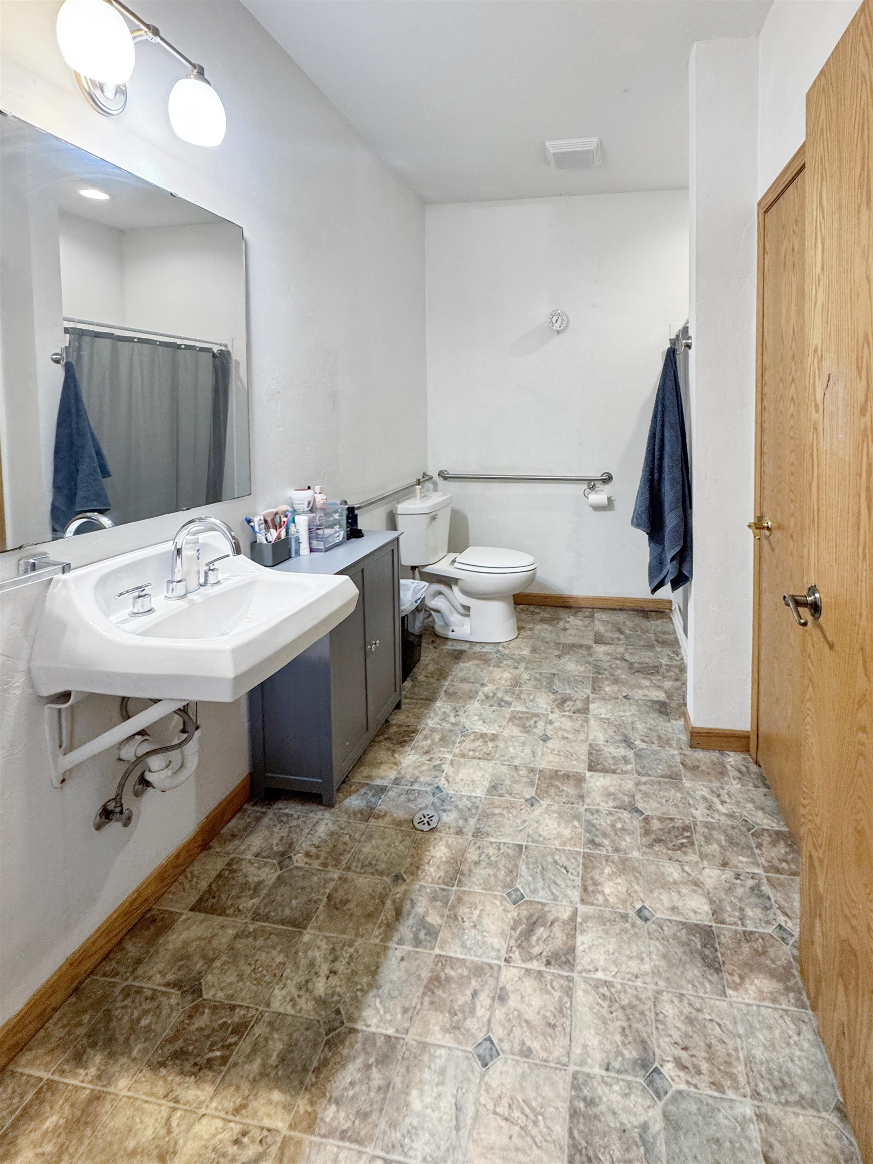 W7840 Airport Road Crivitz, WI 54114 - Photo 5 of 18