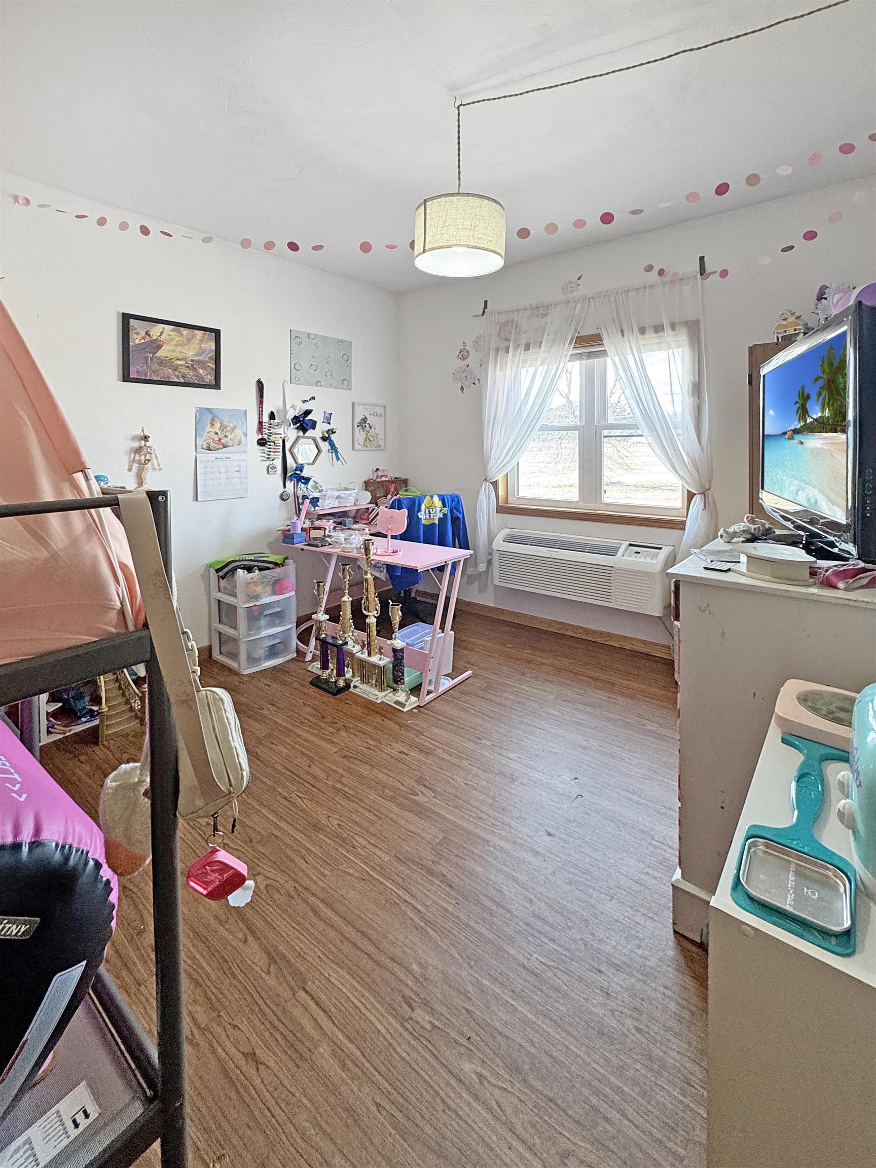 W7840 Airport Road Crivitz, WI 54114 - Photo 9 of 18